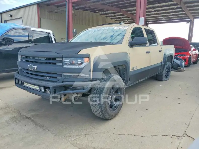 2016 Chevrolet Silverado photo