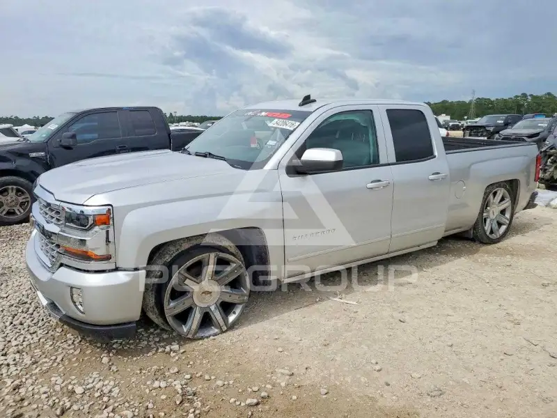 2016 Chevrolet Silverado фото