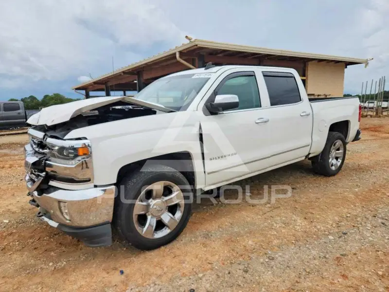 2016 Chevrolet Silverado photo