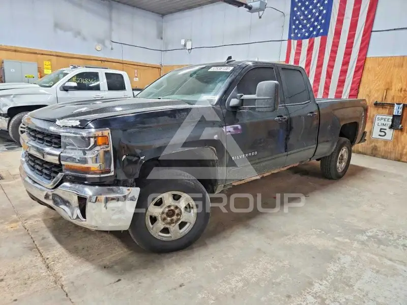 2016 Chevrolet Silverado photo