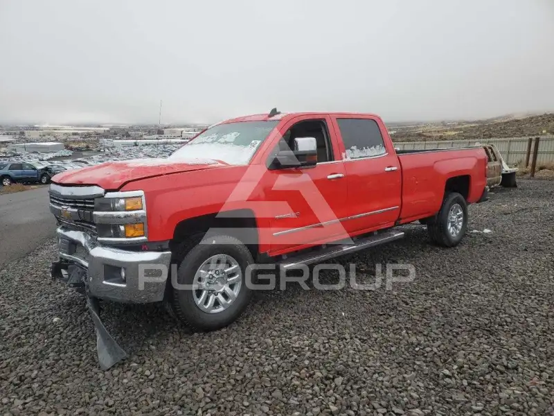 2016 Chevrolet Silverado photo