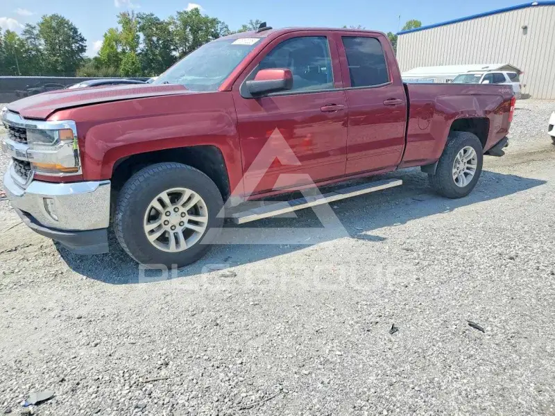 2016 Chevrolet Silverado photo