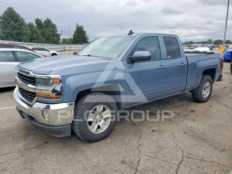 2016 Chevrolet Silverado photo