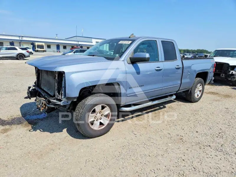 2016 Chevrolet Silverado photo