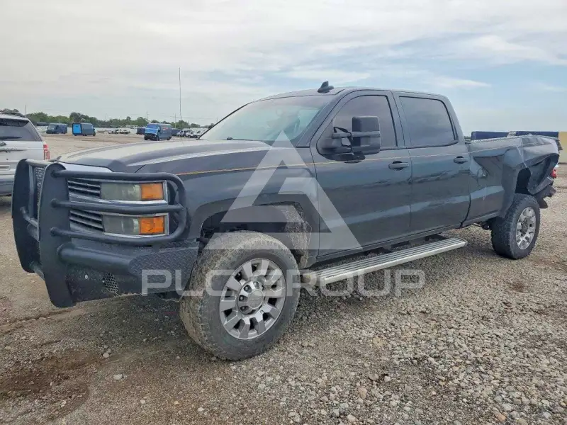 2016 Chevrolet Silverado photo