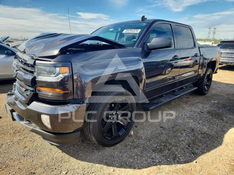 2016 Chevrolet Silverado photo