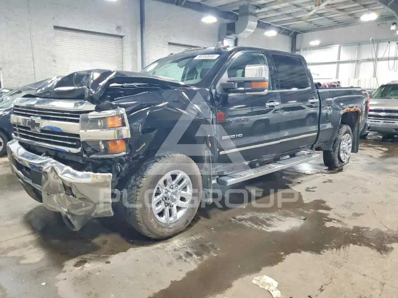 2016 Chevrolet Silverado photo
