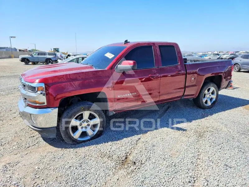 2016 Chevrolet Silverado photo