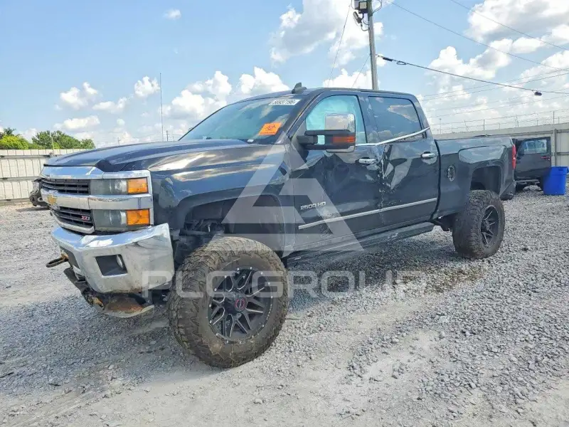 2016 Chevrolet Silverado photo