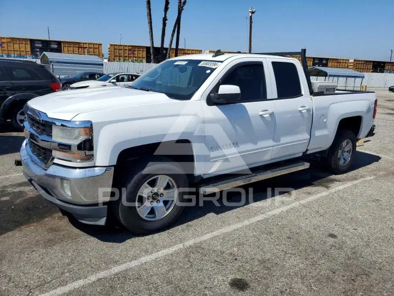 2016 Chevrolet Silverado photo