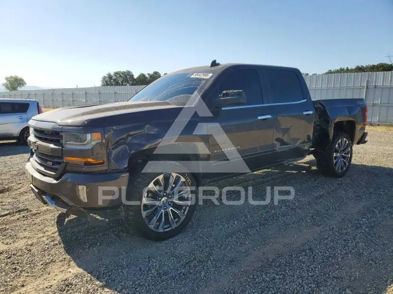 2016 Chevrolet Silverado photo