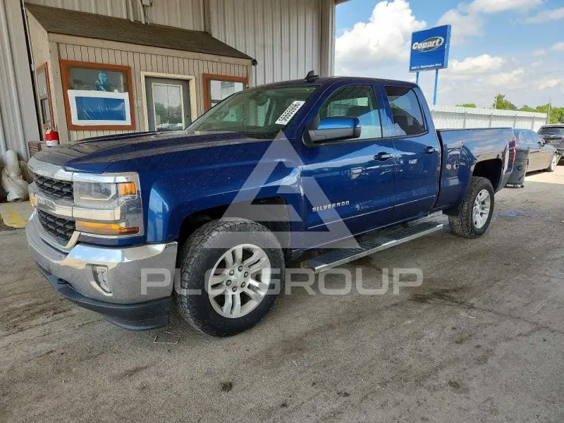 2016 Chevrolet Silverado photo