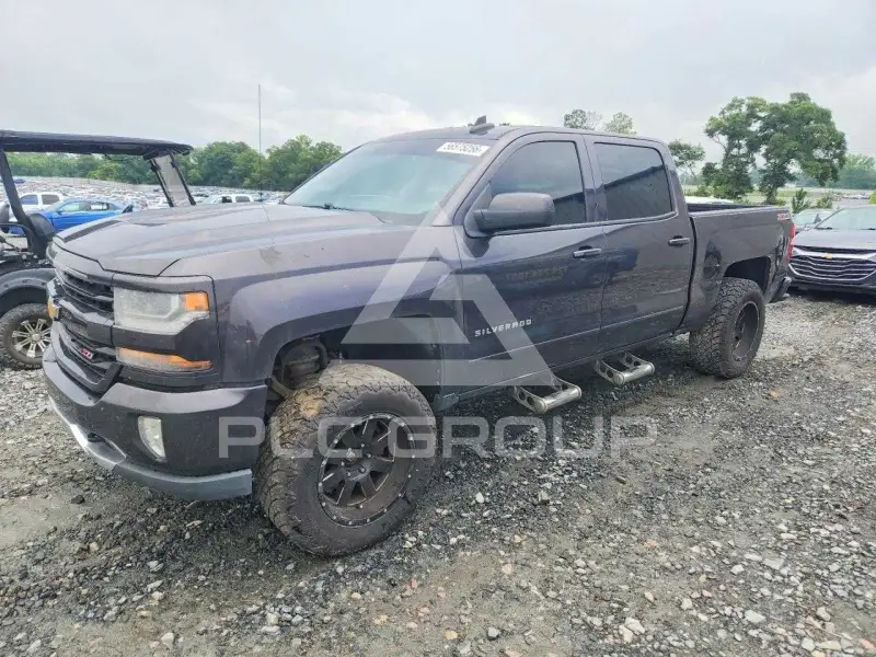 2016 Chevrolet Silverado photo