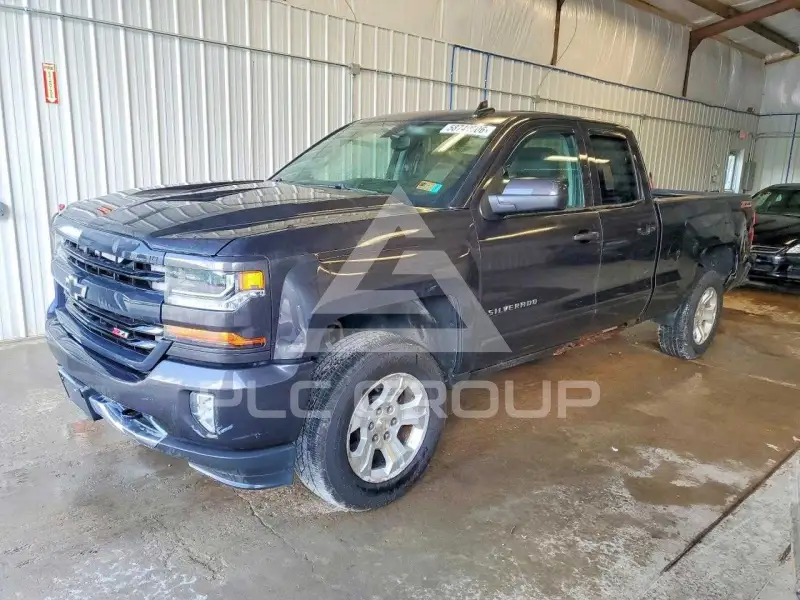 2016 Chevrolet Silverado photo
