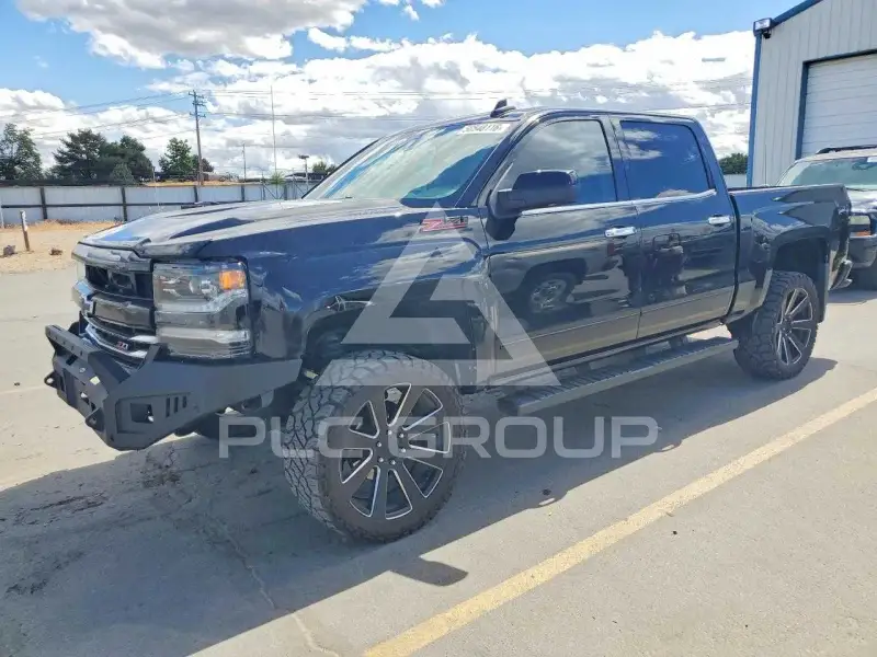 2016 Chevrolet Silverado photo