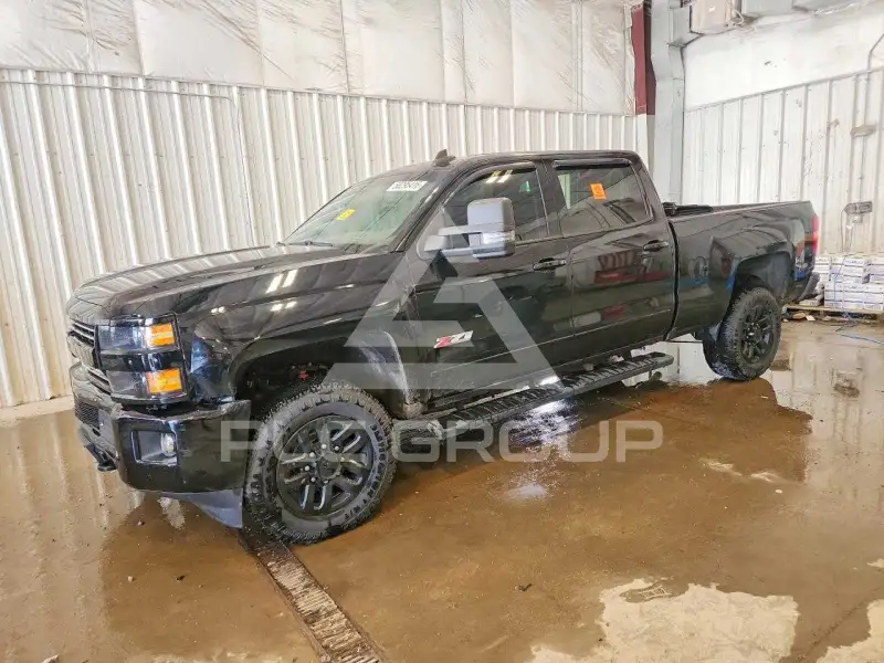 2016 Chevrolet Silverado photo