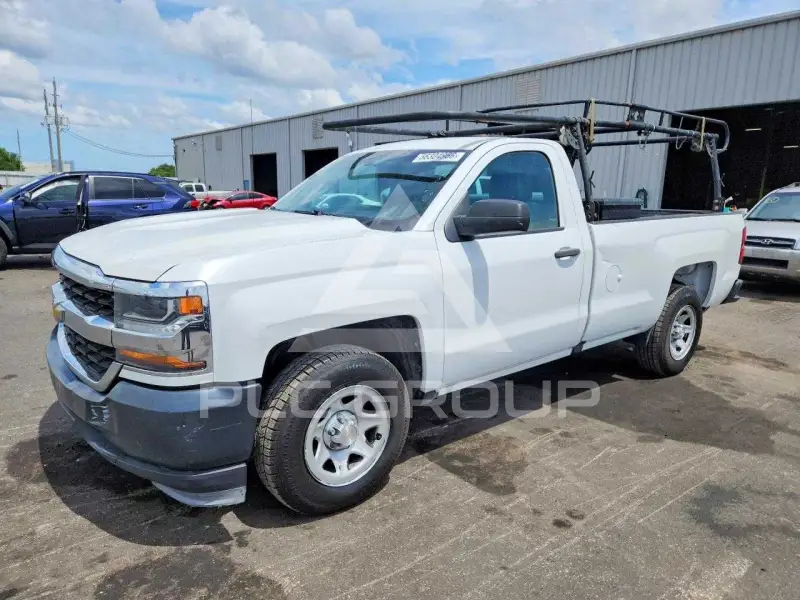 2016 Chevrolet Silverado photo