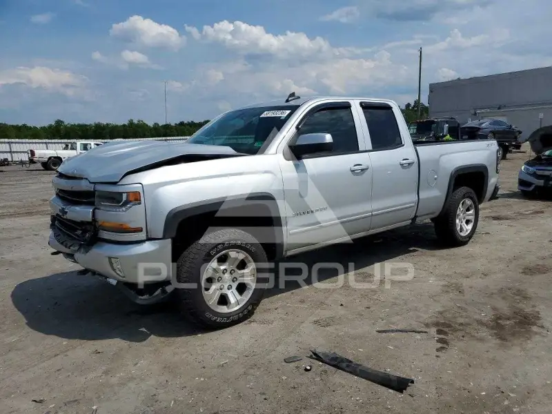 2016 Chevrolet Silverado photo