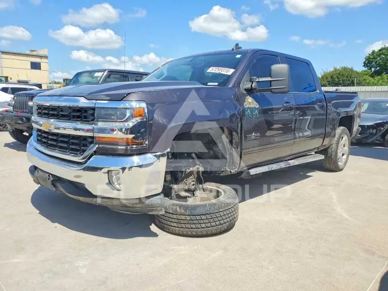 2016 Chevrolet Silverado photo