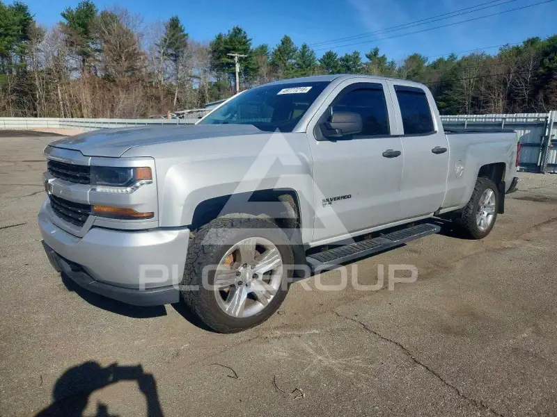 2016 Chevrolet Silverado фото