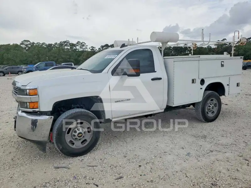 2016 Chevrolet Silverado photo