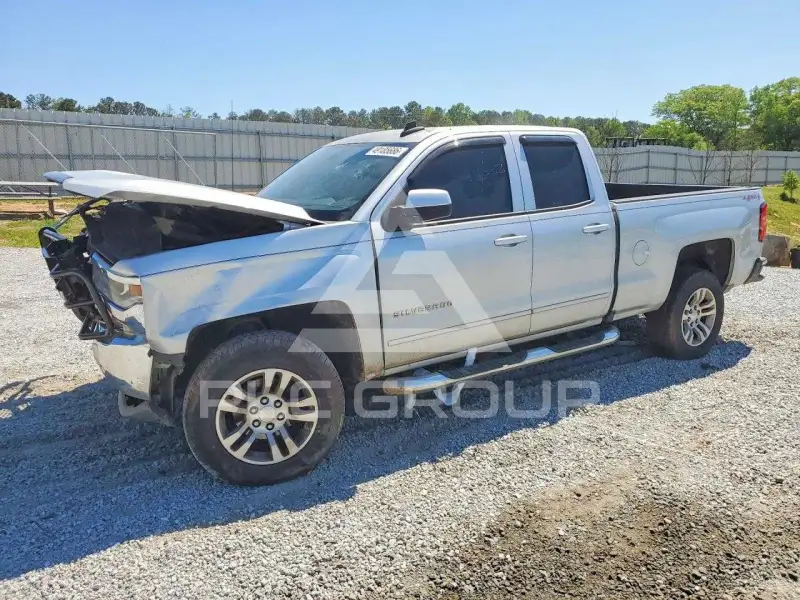 2016 Chevrolet Silverado photo