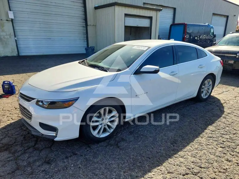 2016 Chevrolet Malibu photo