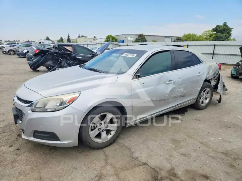 2016 Chevrolet Malibu photo