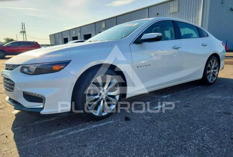2016 Chevrolet Malibu photo