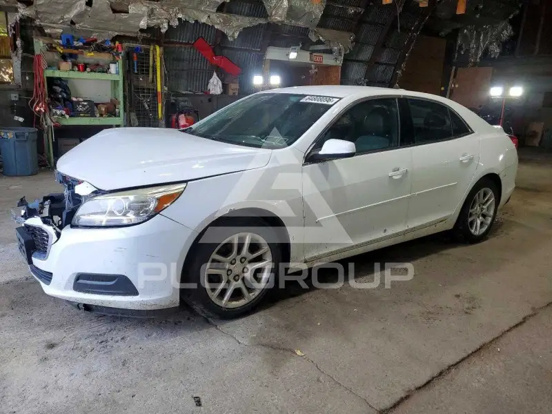 2016 Chevrolet Malibu photo