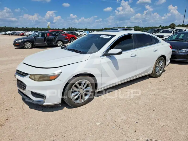 2016 Chevrolet Malibu photo
