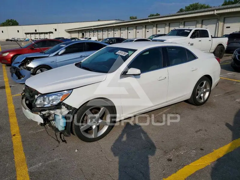 2016 Chevrolet Malibu фото
