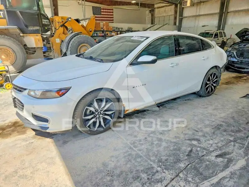 2016 Chevrolet Malibu photo
