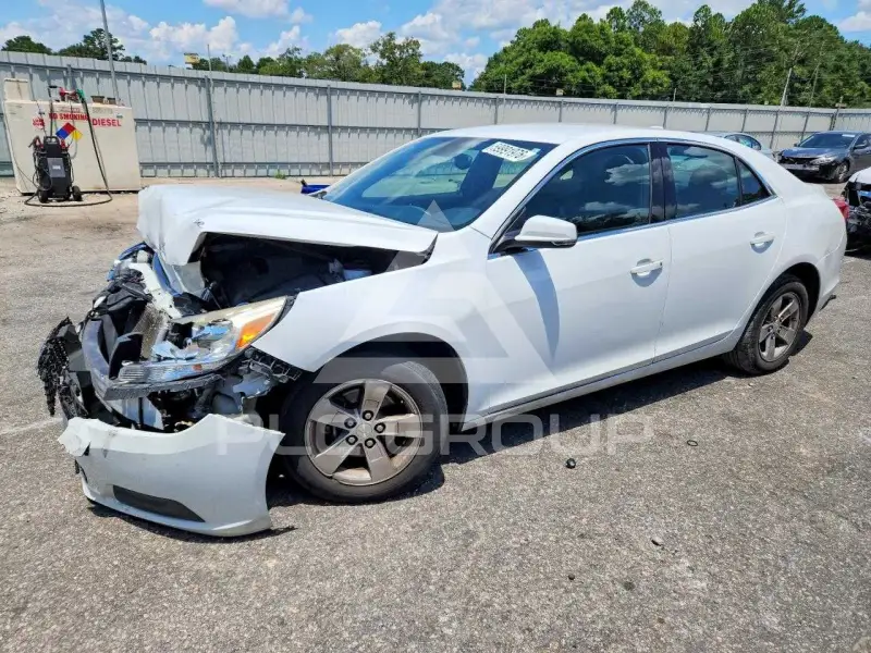 2016 Chevrolet Malibu photo