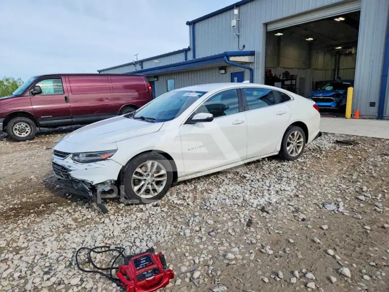 2016 Chevrolet Malibu photo