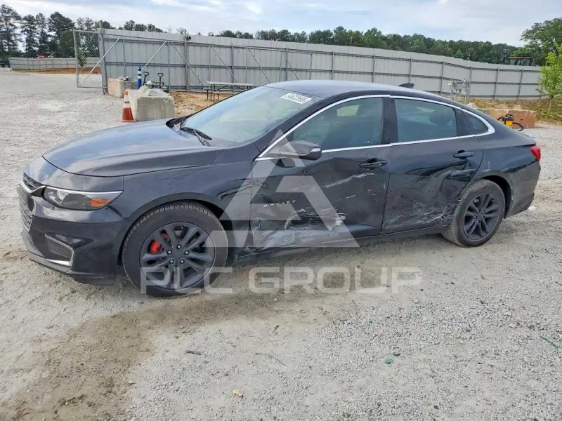 2016 Chevrolet Malibu photo