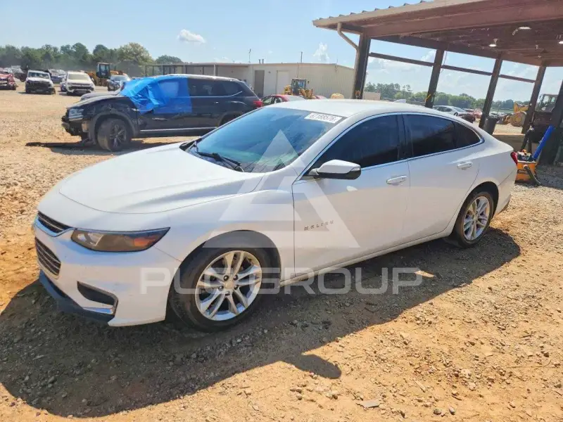 2016 Chevrolet Malibu photo