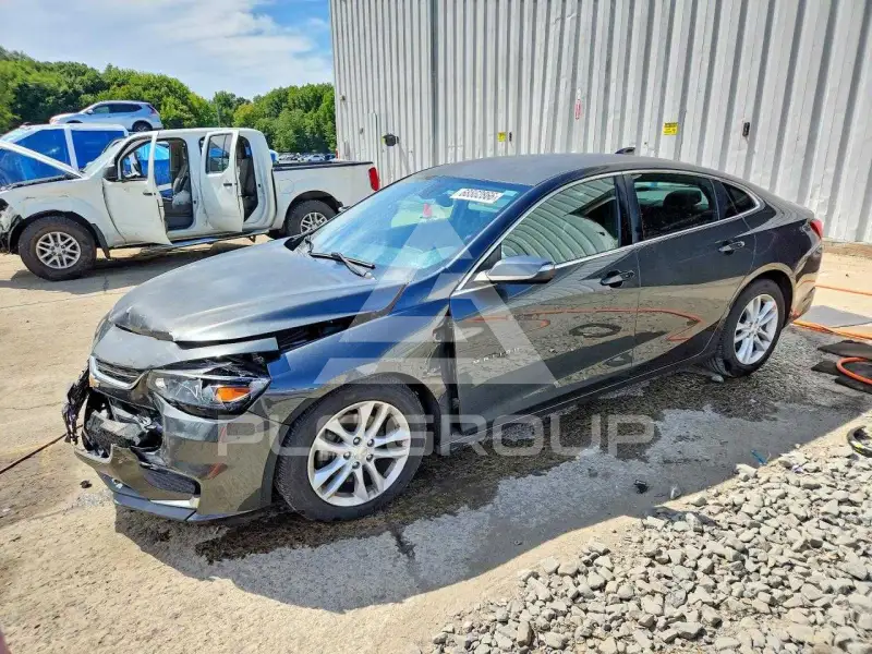 2016 Chevrolet Malibu photo