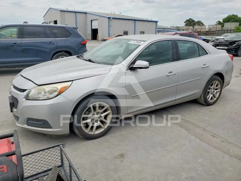 2016 Chevrolet Malibu photo