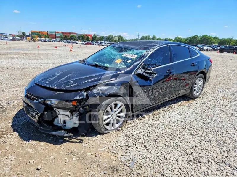 2016 Chevrolet Malibu photo