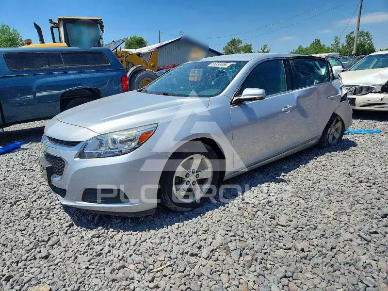 2016 Chevrolet Malibu photo
