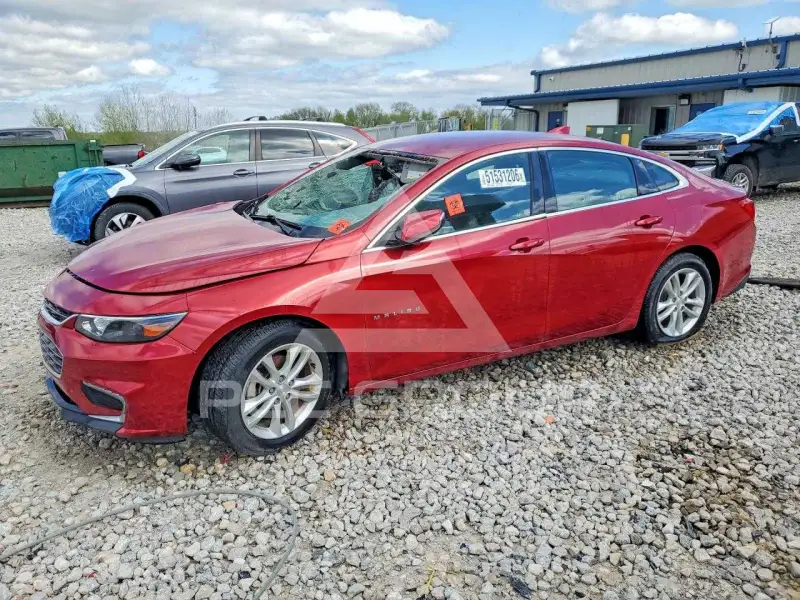 2016 Chevrolet Malibu photo