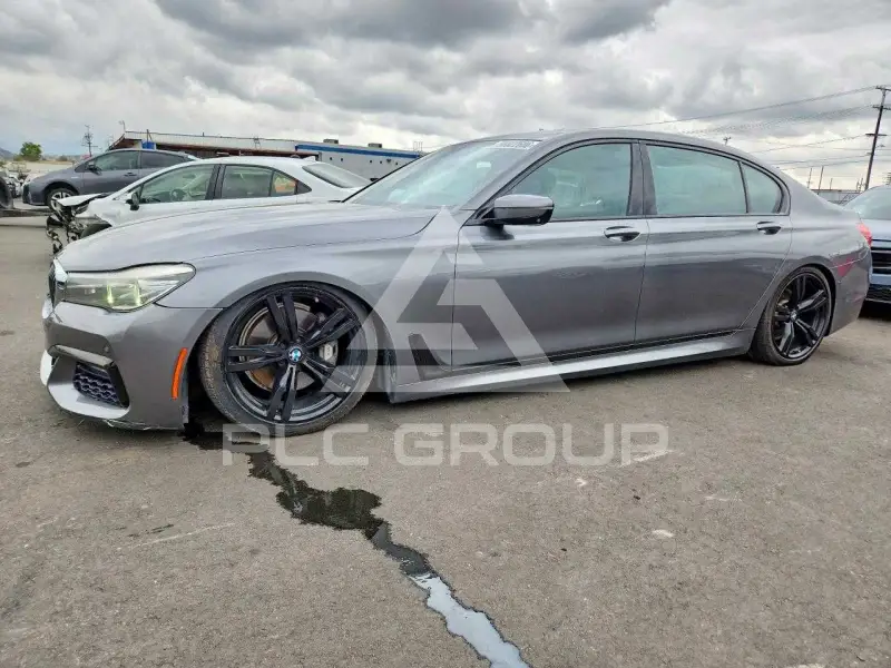 2016 BMW 740 photo