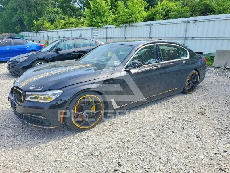 2016 BMW 750 photo