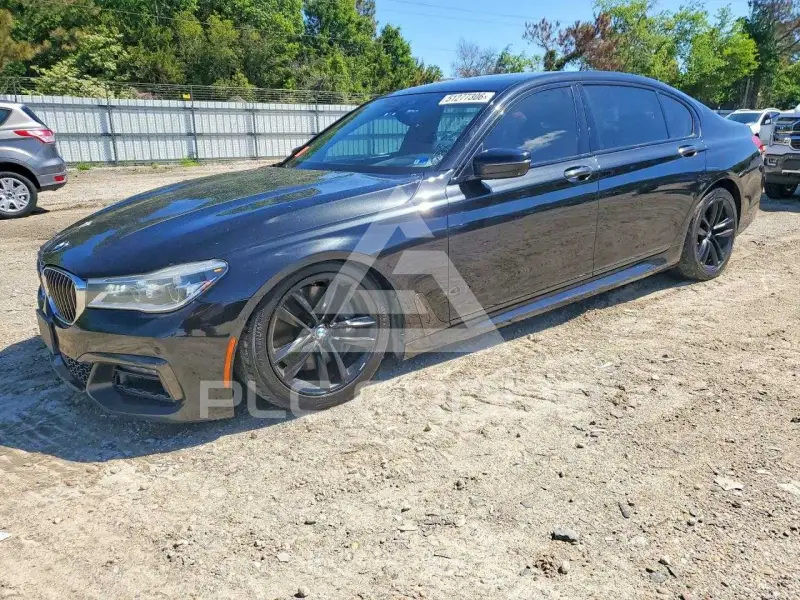 2016 BMW 750 photo
