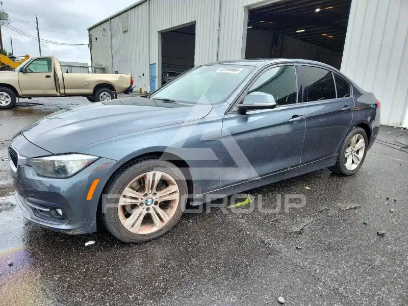 2016 BMW 328 photo