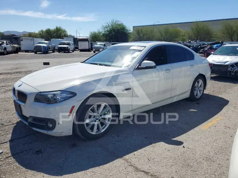 2016 BMW 528 photo