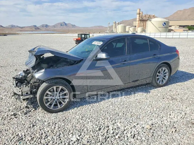 2016 BMW 320 photo