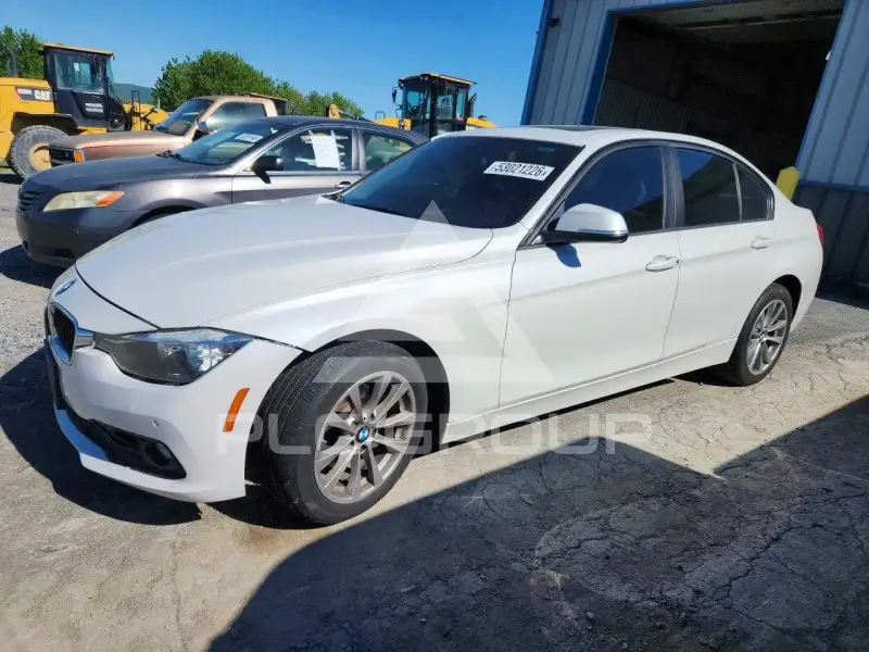 2016 BMW 320 photo