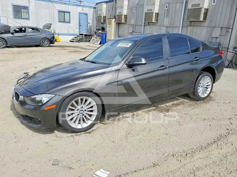 2016 BMW 320 photo